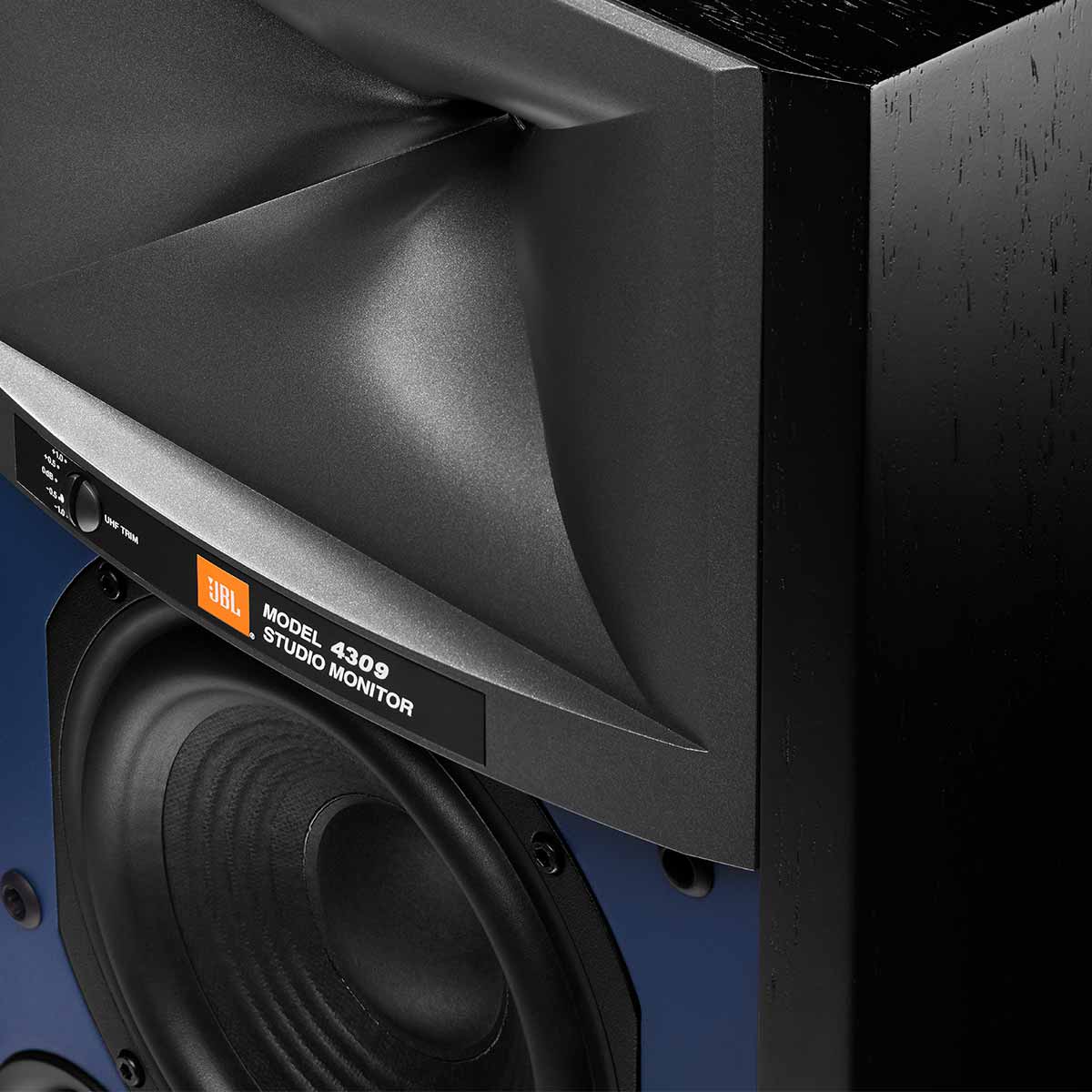 JBL Synthesis 4309 Bookshelf Speakers