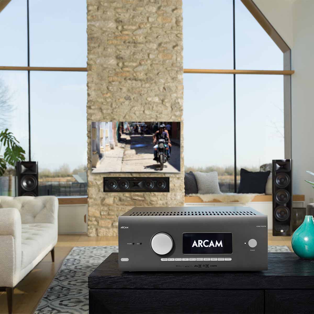 Arcam AVR5 Class AB AV Receiver - on table in room