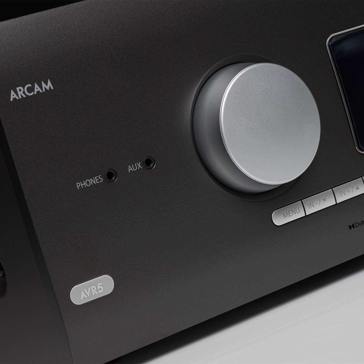 Arcam AVR5 Class AB AV Receiver - close-up of volume knob