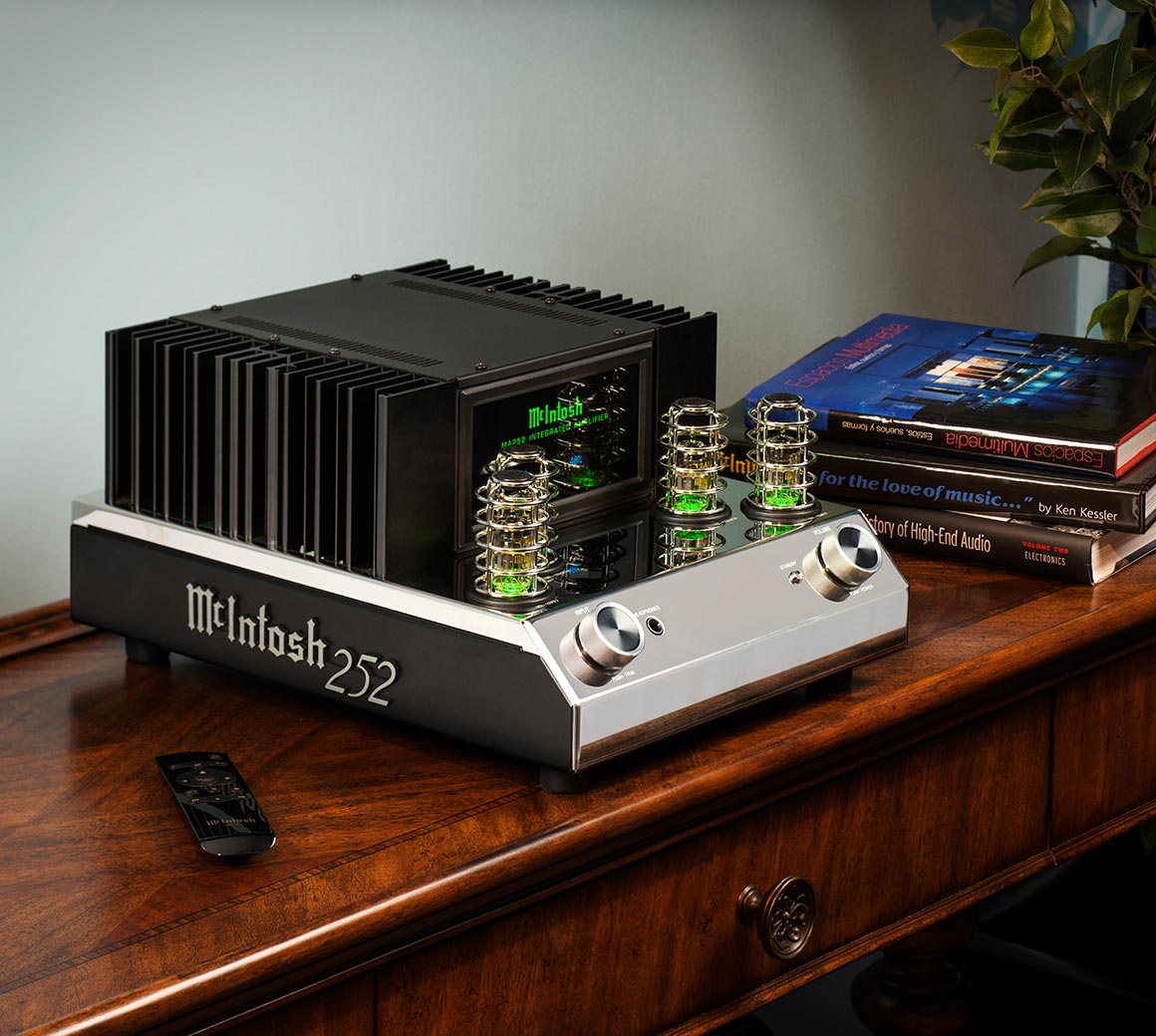 McIntosh MA252 2-Channel Integrated Amplifier