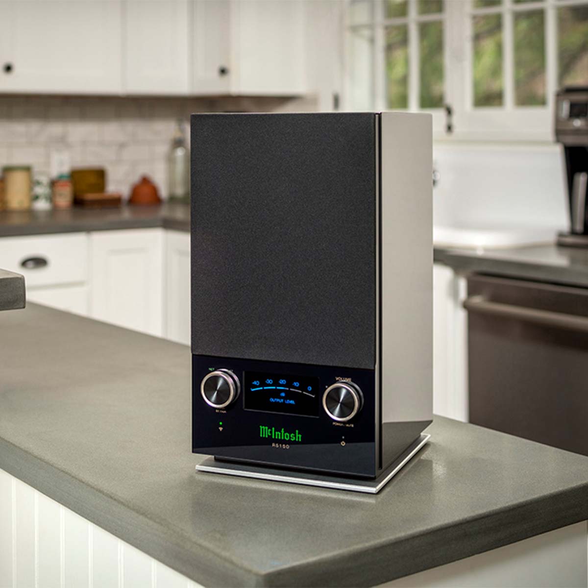 McIntosh RS150 Wireless Speaker